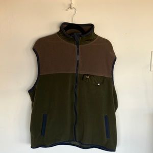 Southern Marsh Men’s XL FieldTec Snap Fleece Vest in hunter green, blue and tan